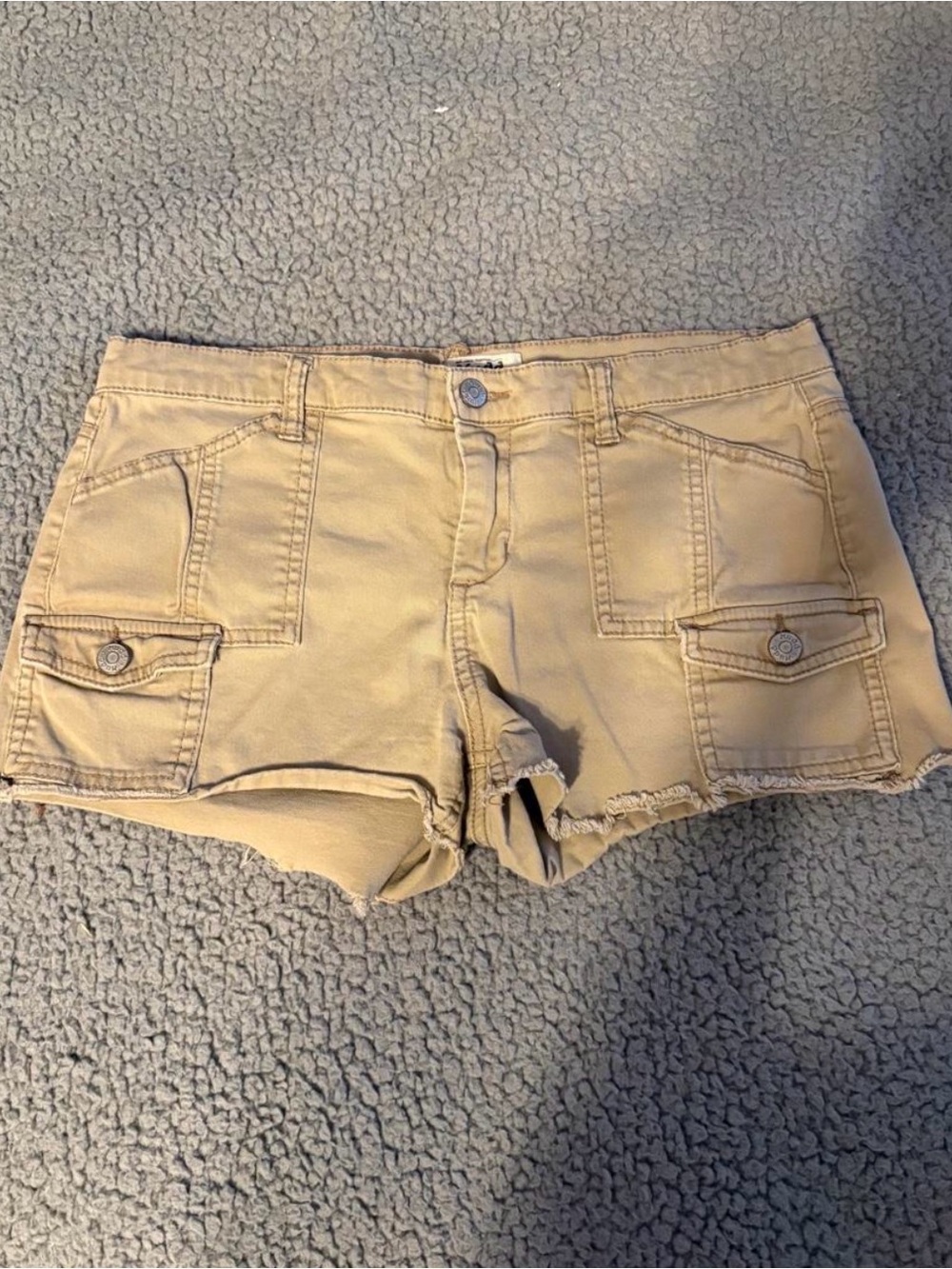 Vintage Mudd Tan Y2K mini Cargo Pocket Shorts